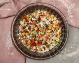 Foto del paso 3 de la receta: 🍋🟩🫙🐟Ensalada de garbanzos y atún al aliño de yogur y lima 🐟🫙🍋🟩