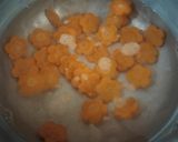 Foto langkah ke 2 dari resep Cah Brokoli Wortel Bawang Putih.