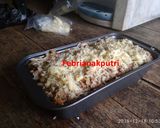 Foto langkah ke 4 dari resep Savoury Bread Pudding.