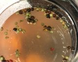 Une image de l'étape 2 de Boisson indienne au carottes et betteraves rouges.