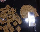 તલ ની ચિક્કી (Tal Chikki Recipe In Gujarati) રેસીપી સ્ટેપ3ફોટો