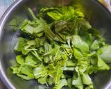 Foto del paso 2 de la receta: Rúcula con ajo picado