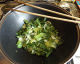 Foto del paso 2 de la receta: Crema de pak choi y judías verdes