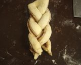 A picture of step 4 of Cinnamon rolls.