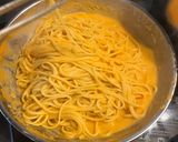 A picture of step 11 of Spaghetti con Bisque di Gamberi.