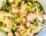 Foto del paso 4 de la receta: TARTA DE POLLO 🍗 VERDEOS, PUERROS Y SALSA BLANCA🤗🥰🎊🤩