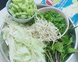 รูปขั้นตอนการทำที่ 6 ของ ก๋วยเตี๋ยวหมูไก่มะระ