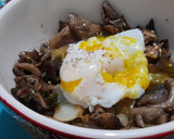 Foto del paso 4 de la receta: Salteado de pack choi y shiitake con huevo pochado