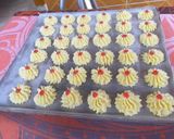 Foto langkah ke 3 dari resep Semprit Susu 3 Bahan.