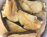 A picture of step 1 of Oriental Fish Soup.