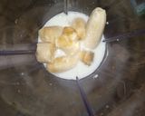 A picture of step 2 of Banana cupcakes.
