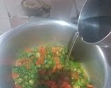 A picture of step 6 of Tomato bhindi.