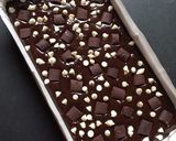 Foto langkah ke 4 dari resep Chewy Brownies.