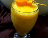 A picture of step 4 of Mango shake.