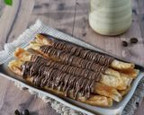 Foto langkah ke 7 dari resep Banana Rolls.