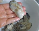 Hình bước làm 1 của món Hàu sữa tẩm bột chiên