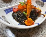Une image de l'étape 9 de 🦞Spaghettis à l’encre 🦑de seiche gambas 🦐.