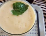 A picture of step 4 of Mango lassi.