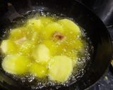 A picture of step 4 of Surti undhiyu.