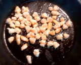 Foto del paso 7 de la receta: Tortilla de gambas con Rossinyols y Camagrocs