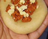 Foto del paso 4 de la receta: Bollos rellenos de chorizo y queso
