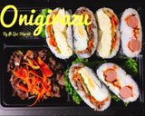 Hình bước làm 6 của món Onigirazu-cơm gói rong biển