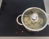 A picture of step 2 of Vegetarian Roast Potatoes 🥔.