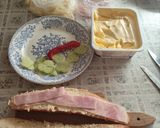 2018. Tízórai vajas sonkás sajtos zöldséges kifli 😋 recept fázis 1 fotója