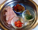 รูปขั้นตอนการทำที่ 1 ของ พะแนงไก่