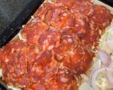 Hình bước làm 2 của món Pizza Mỏng Giòn nhân Cá Hồi Xông Khói - Smoked Salmon Flatbread Pizza
