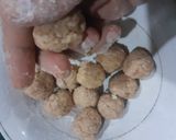 Foto langkah ke 1 dari resep Bakso ayam mie shirataki untuk diet.