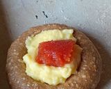 Foto del paso 2 de la receta: Pepas integrales con crema pastelera y membrillo✨️