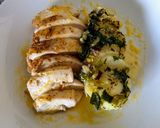 Foto del paso 4 de la receta: Pollo grille con papas al verdeo