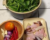 Foto langkah ke 1 dari resep Kangkung seafood.