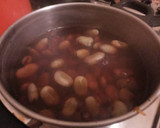 Foto del paso 13 de la receta: Cordero confitado en salsa de especieas exóticas y habas