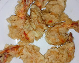 Foto langkah ke 7 dari resep Udang goreng tepung kriuk.