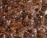 Foto langkah ke 8 dari resep Brownies panggang chocolate chip.
