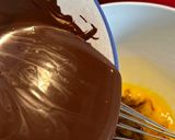 Foto del paso 2 de la receta: Pastel húmedo de almendras y chocolate sin harinas ni grasas añadidas