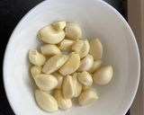 A picture of step 1 of Garlic Pickle.