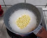 Foto langkah ke 3 dari resep Mie Instan Nyemek.