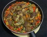 Foto langkah ke 3 dari resep Asem - asem daging buncis wortel.
