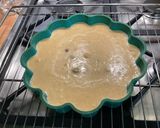 Une image de l'étape 8 de Gâteau renversé aux cerises et caramel.