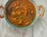 A picture of step 5 of Matar Paneer Curry (without onion and garlic).