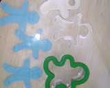 Foto del paso 7 de la receta: Pastel navideño decorado con fondant