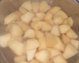 Almás császármorzsa almaszósszal recept fázis 3 fotója