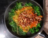 Foto del paso 4 de la receta: Tagliatelle con Kale allo Spagnolo