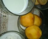 A picture of step 1 of Peach Melba Smothi.