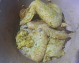 A picture of step 1 of Honey glazed oven baked chicken wings.