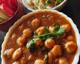 A picture of step 4 of Chana Masala.