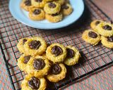 Foto langkah ke 6 dari resep 124. Choco Cheese Thumbprint Cookies.